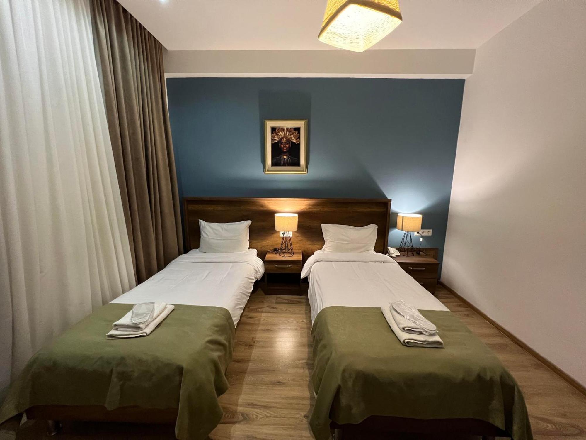 Hotel King Tom 第比利斯 外观 照片